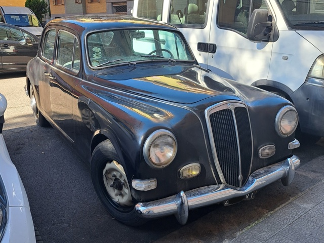 www.targhenere.net/gallery2/wp-content/uploads/2024/11/lancia_aurelia_2.jpg