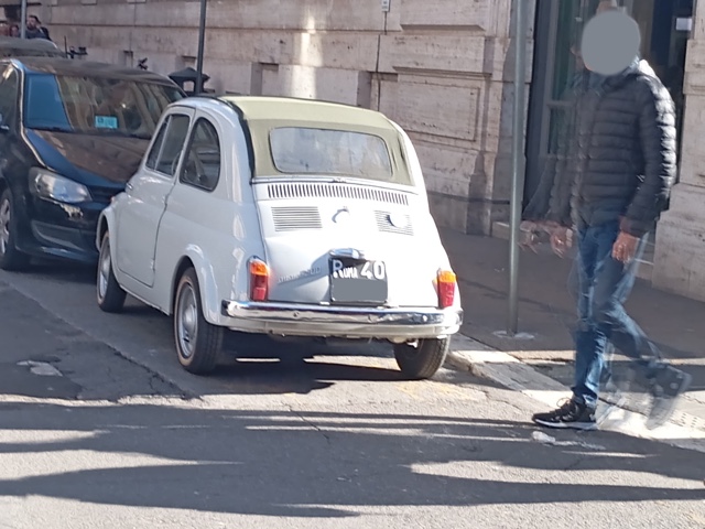 www.targhenere.net/gallery2/wp-content/uploads/2024/12/fiat_500_d_strabuzov_tn50199.jpg