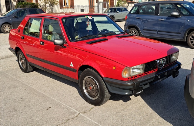 www.targhenere.net/gallery2/wp-content/uploads/2025/02/alfa_romeo_giulietta_2.jpg