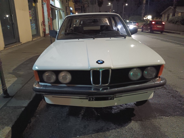 www.targhenere.net/gallery2/wp-content/uploads/2025/02/bmw_e21_feb25_front_blowup_tn16785.jpg