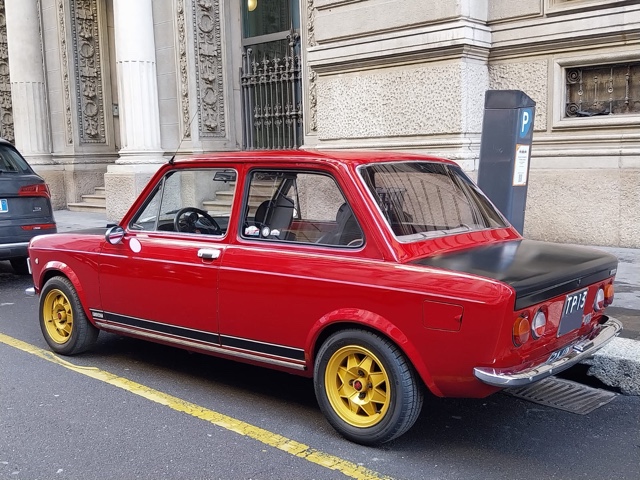 www.targhenere.net/gallery2/wp-content/uploads/2025/02/fiat128rally_markino_tn42959_04.jpg