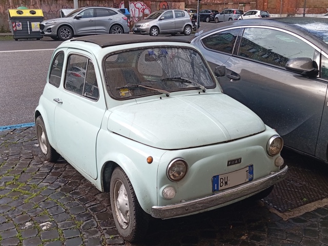www.targhenere.net/gallery2/wp-content/uploads/2025/02/fiat_500_r_73_strabuzov_tn11301.jpg