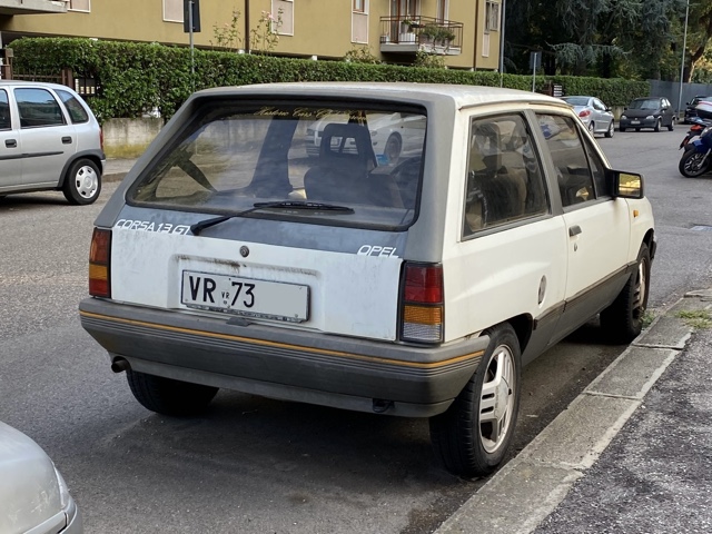 www.targhenere.net/gallery2/wp-content/uploads/2025/02/opel_corsa_gt_vr73_pt3_teoperry_tn81078.jpg