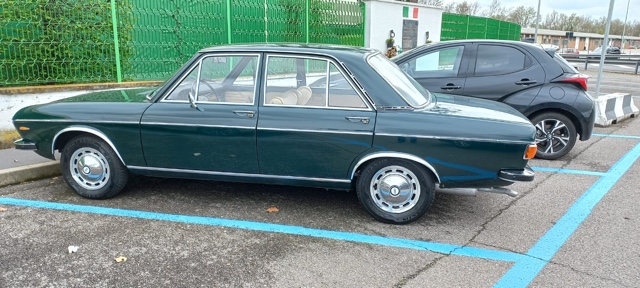 www.targhenere.net/gallery2/wp-content/uploads/2025/03/audi100_s4_tn61314_01.jpg