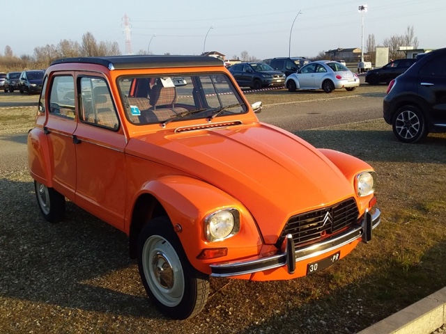 www.targhenere.net/gallery2/wp-content/uploads/2025/03/citroen_dyane_6_1978_2.jpg