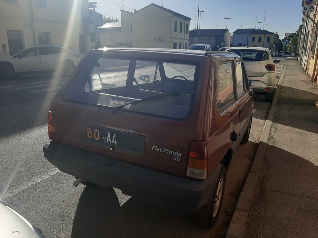 www.targhenere.net/gallery2/wp-content/uploads/2025/06/fiat_panda_retro.jpg
