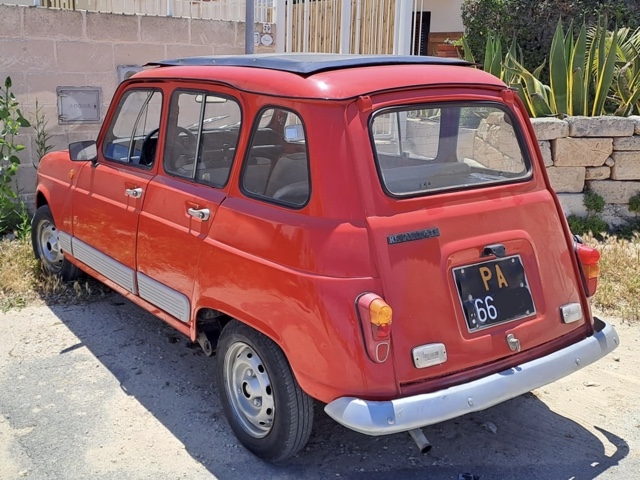 www.targhenere.net/gallery2/wp-content/uploads/2025/06/renault4mk3_stefanozero_tn68110.jpg