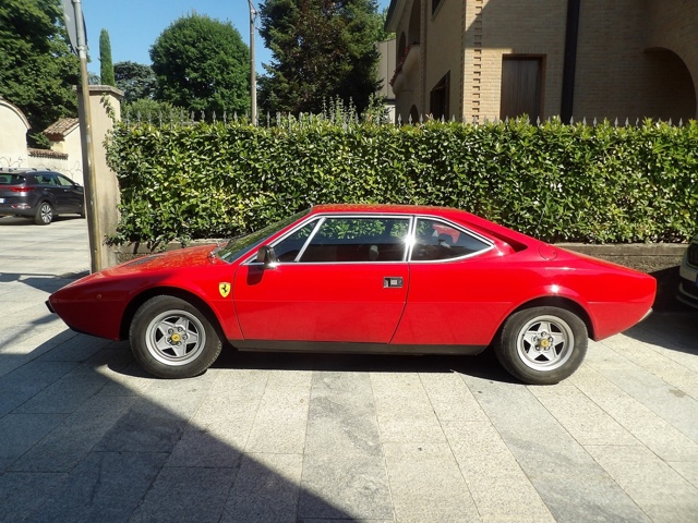 www.targhenere.net/gallery2/wp-content/uploads/2025/07/ferrari_dino_208_gt4_giu25.jpg