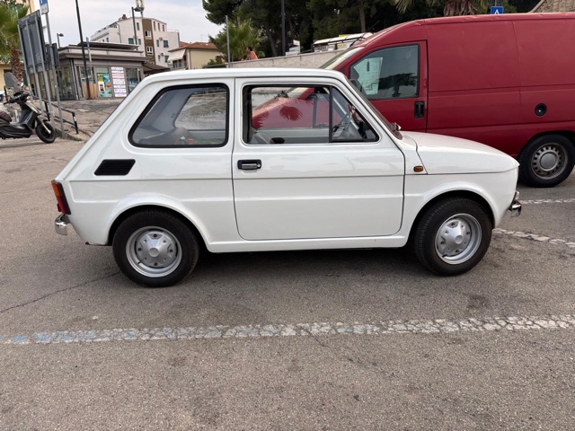 www.targhenere.net/gallery2/wp-content/uploads/2025/07/fiat126_s4_tn73972_02.jpg