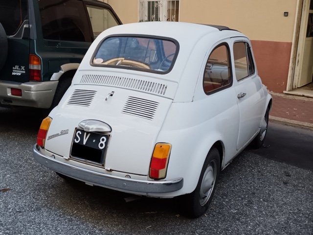 www.targhenere.net/gallery2/wp-content/uploads/2025/07/fiat_500_f_giu25_retro_blowup_tn29974.jpg
