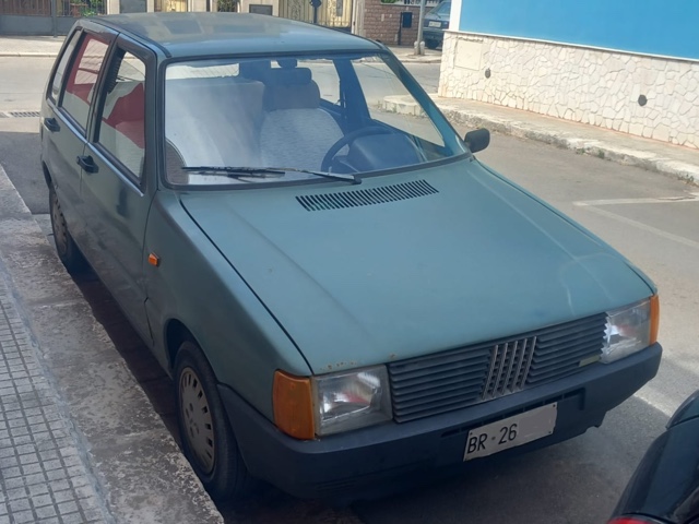 www.targhenere.net/gallery2/wp-content/uploads/2025/07/fiat_uno_br26.jpg