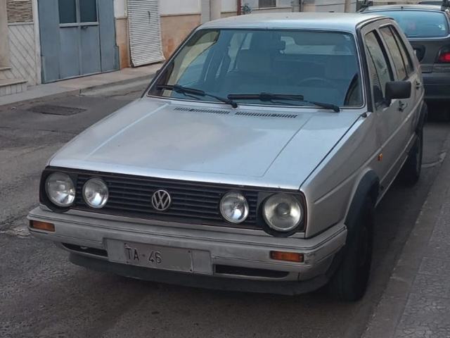 www.targhenere.net/gallery2/wp-content/uploads/2025/07/vw_golf_ta46.jpg