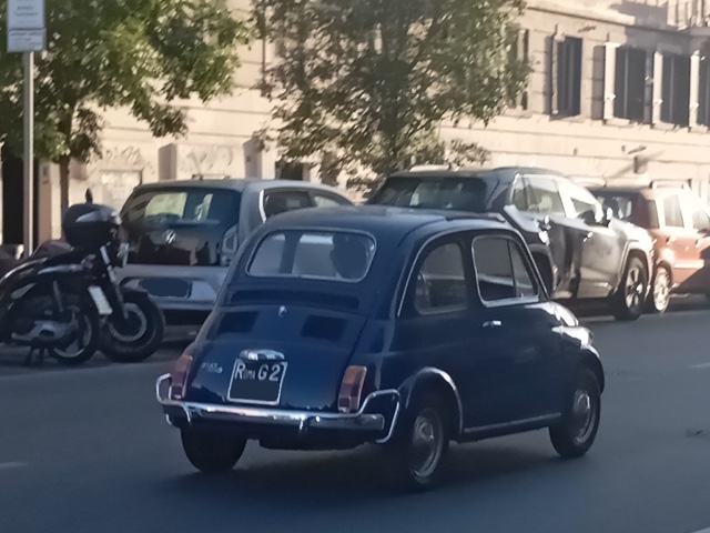 www.targhenere.net/gallery2/wp-content/uploads/2025/08/fiat_500_l_71_strabuzov_tn35599.jpg