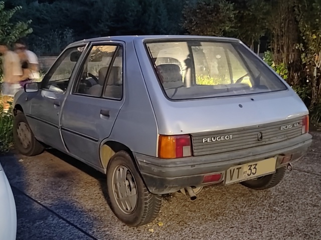 www.targhenere.net/gallery2/wp-content/uploads/2025/08/peugeot_205_vt33.jpg