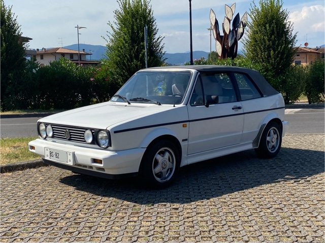 www.targhenere.net/gallery2/wp-content/uploads/2025/08/vw_golf_quartett_bsb2_foto2.jpg