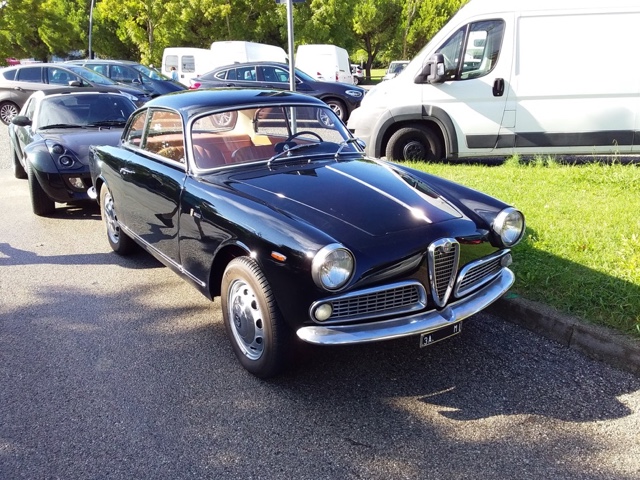 www.targhenere.net/gallery2/wp-content/uploads/2025/09/alfa_romeo_giulietta_sprint_1600_1963_1986_2.jpg