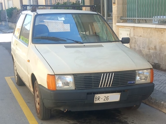www.targhenere.net/gallery2/wp-content/uploads/2025/09/fiat_uno_br26.jpg