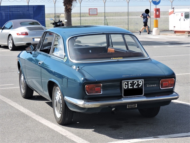 www.targhenere.net/gallery2/wp-content/uploads/2025/10/alfa_romeo_gt_giulia_sprint_veloce_apr23_blowup_tn23742.jpg