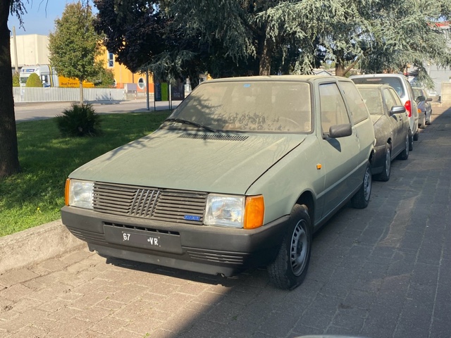 www.targhenere.net/gallery2/wp-content/uploads/2025/10/fiat_uno_45_vr67_foto2.jpg