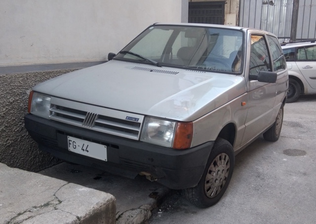 www.targhenere.net/gallery2/wp-content/uploads/2025/10/fiat_uno_cs_-_1990_1.jpg