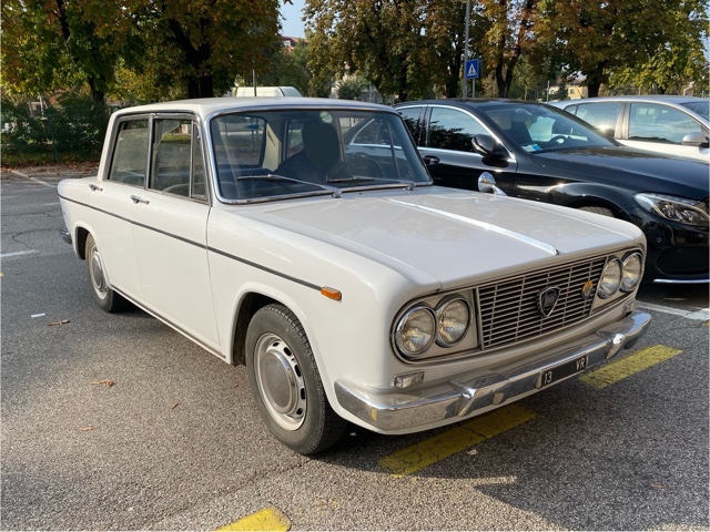 www.targhenere.net/gallery2/wp-content/uploads/2025/10/lancia_fulvia_vr13_foto2.jpg