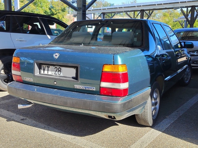 www.targhenere.net/gallery2/wp-content/uploads/2025/10/lancia_thema_vt28_01.jpg