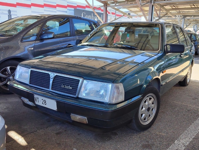 www.targhenere.net/gallery2/wp-content/uploads/2025/10/lancia_thema_vt28_02.jpg