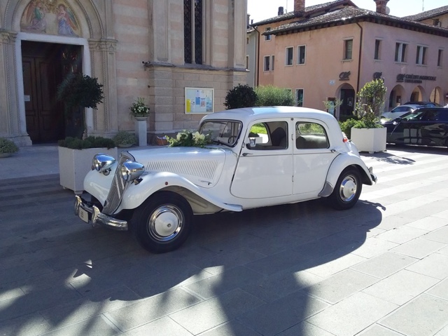 www.targhenere.net/gallery2/wp-content/uploads/2025/11/citroen_traction_avant_nc_1986_2.jpg