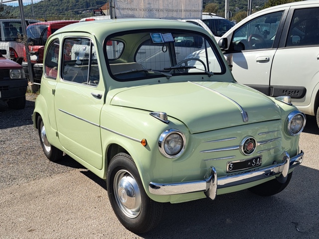 www.targhenere.net/gallery2/wp-content/uploads/2025/11/fiat_600_2.jpg