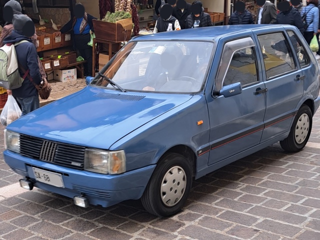 www.targhenere.net/gallery2/wp-content/uploads/2025/11/fiat_uno_2_3.jpg