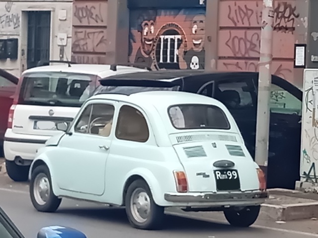 www.targhenere.net/gallery2/wp-content/uploads/2026/01/fiat_500_f_66_strabuzov_tn26131.jpg