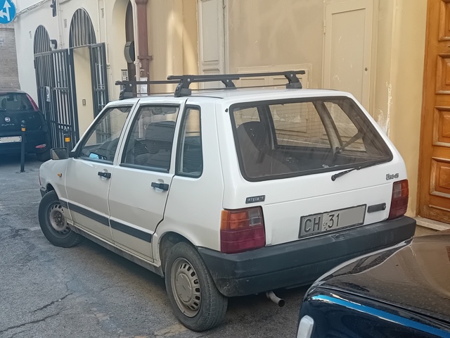 www.targhenere.net/gallery2/wp-content/uploads/2026/01/fiat_uno_i_5p_45_fire_tonymura_tn76783.jpg