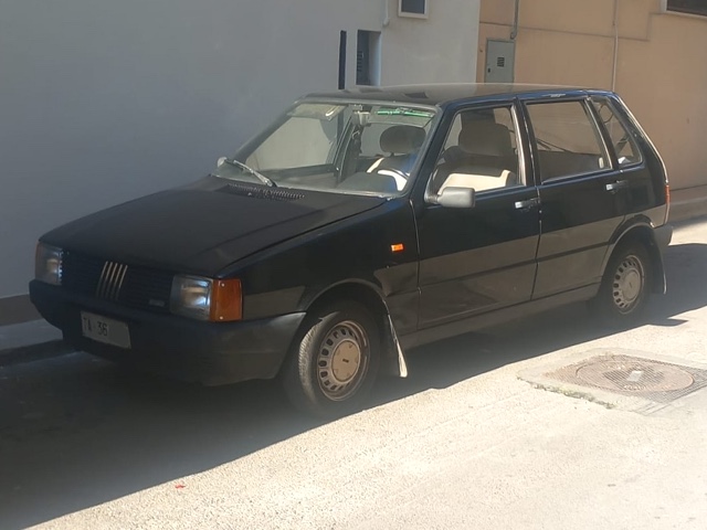 www.targhenere.net/gallery2/wp-content/uploads/2026/01/fiat_uno_ta36.jpg