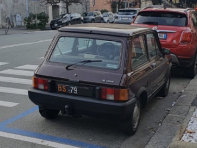www.targhenere.net/gallery2/wp-content/uploads/2026/01/img_5732_supertura_tn62501.jpg
