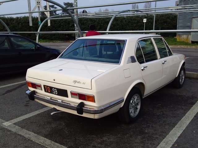 www.targhenere.net/gallery2/wp-content/uploads/2026/02/alfa_romeo_alfetta_18_1979.jpg