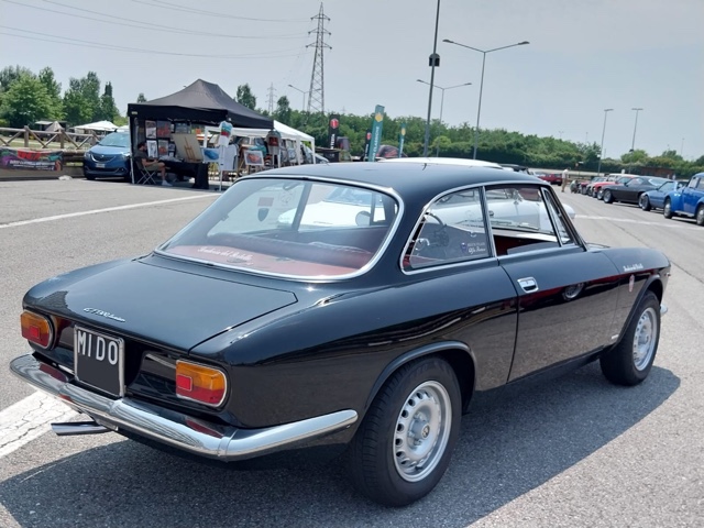 www.targhenere.net/gallery2/wp-content/uploads/2026/02/alfaromeogt1300junior_markino_tn78139_01.jpg