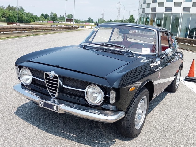 www.targhenere.net/gallery2/wp-content/uploads/2026/02/alfaromeogt1300junior_markino_tn78139_02.jpg