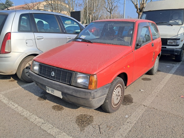 www.targhenere.net/gallery2/wp-content/uploads/2026/02/autobianchi_y10_fronte_oinotna_tn79516.jpg