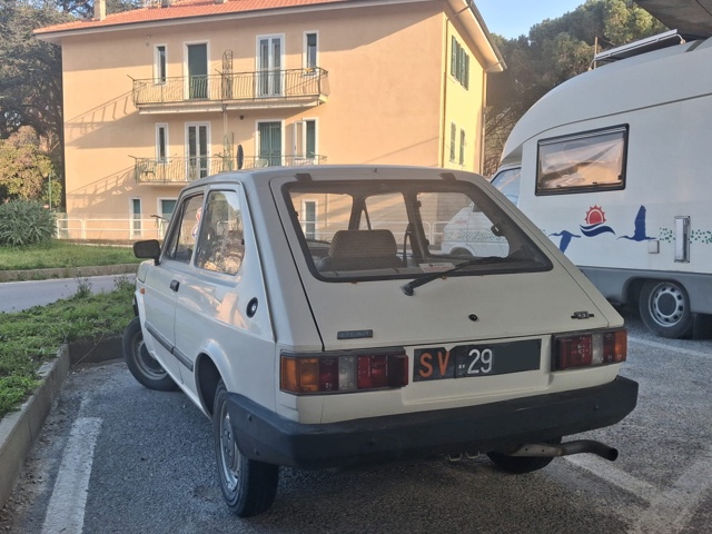 www.targhenere.net/gallery2/wp-content/uploads/2026/02/fiat127_alfa33_tn51642.jpg