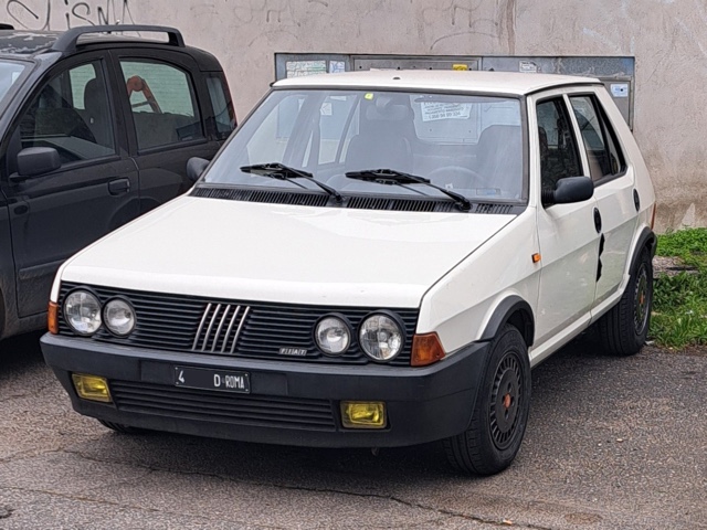 www.targhenere.net/gallery2/wp-content/uploads/2026/02/fiat_ritmo_argiuliasuper_tn48525.jpg