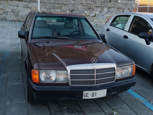 www.targhenere.net/gallery2/wp-content/uploads/2026/02/mercedes_w201_190_nov25_front.jpg