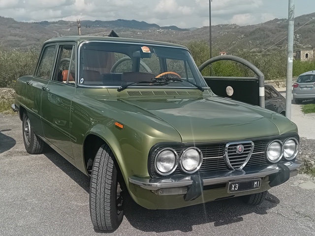 www.targhenere.net/gallery2/wp-content/uploads/2026/03/alfa_romeo_giulia_nuova_super_1300_-_1976_7_tonymura_tn79118.jpg