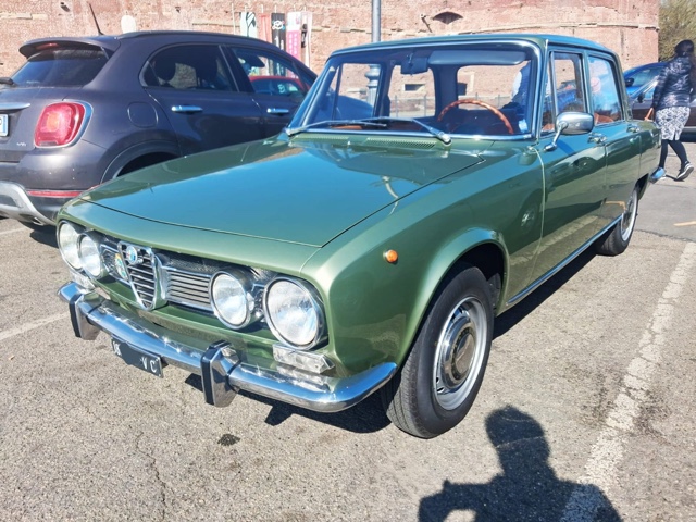 www.targhenere.net/gallery2/wp-content/uploads/2026/03/alfaromeo1750aantalfa33.jpg