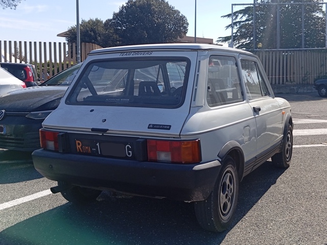 www.targhenere.net/gallery2/wp-content/uploads/2026/03/autobianchi_a112_junior_84_strabuzov_tn23617.jpg