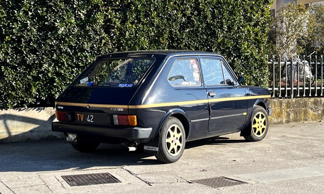 www.targhenere.net/gallery2/wp-content/uploads/2026/03/fiat127-tv42_devisdl_tn48536.jpg