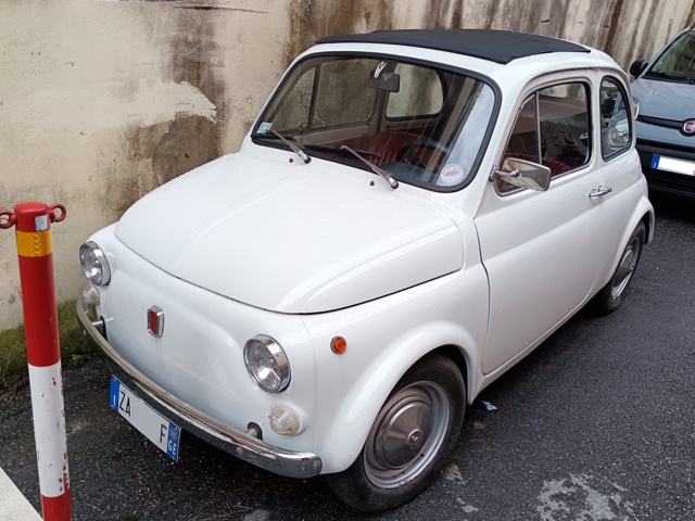 www.targhenere.net/gallery2/wp-content/uploads/2026/03/fiat_500l_mar26_front_blowup.jpg
