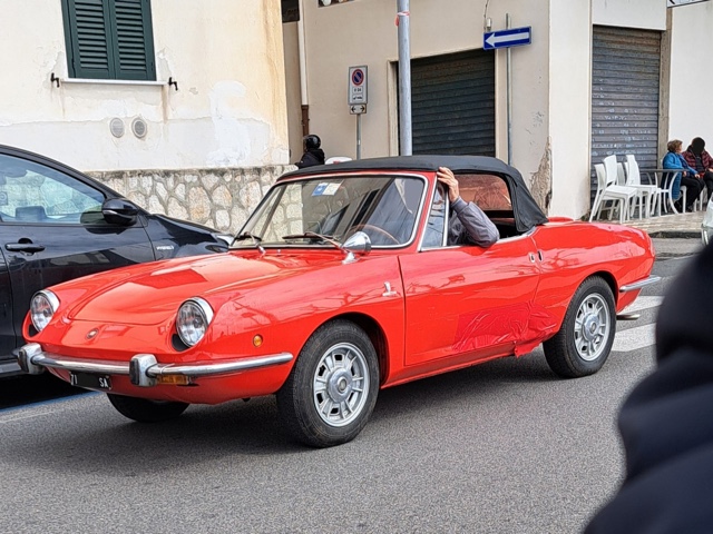 www.targhenere.net/gallery2/wp-content/uploads/2026/03/fiat_850_spider_2.jpg