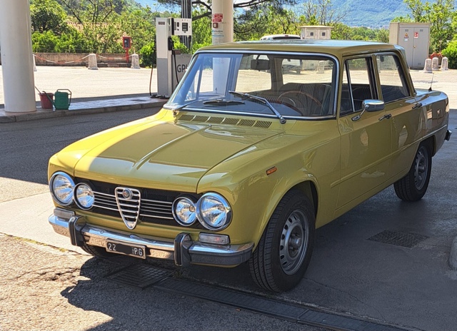 www.targhenere.net/gallery2/wp-content/uploads/2026/04/alfa_romeo_giulia_2_1.jpg