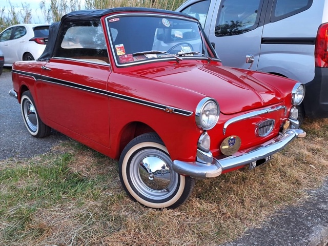 www.targhenere.net/gallery2/wp-content/uploads/2026/04/autobianchi_bianchina_cabrio_mag26_front_blowup_tn39609.jpg