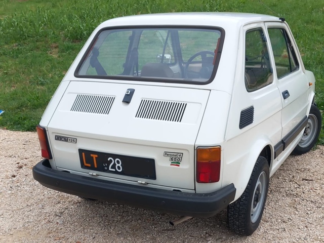 www.targhenere.net/gallery2/wp-content/uploads/2026/04/fiat126_bue_tn87629_02.jpg